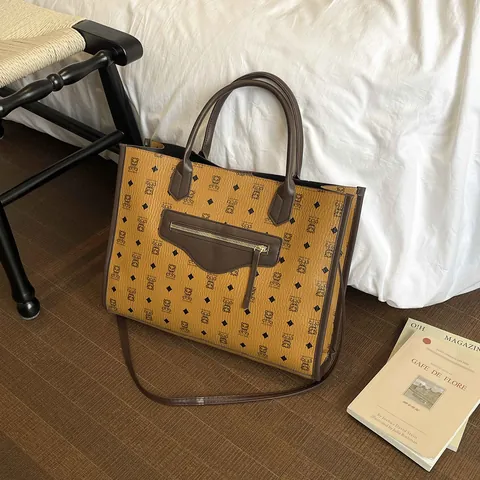 Bolso de Mano Retro con Monograma de Oso para Mujer Gran Capacidad de Cuero PU Bolso de Hombro con Bolsillo Delantero con Cremallera