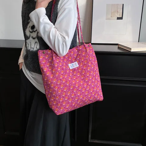 Damen Große Kapazität Polyester Tragetasche Koreanischer Stil Blumendruck Plissee Textur Täglich Pendeln Umhängetasche Rosa Lila Rosarot