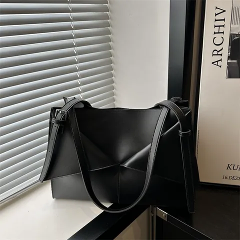 Sac Cabas pour Femme en Cuir PU à Pli Géométrique Grande Capacité Sac à Bandoulière Minimaliste Avec Bandoulière Réglable pour les Trajets Quotidiens