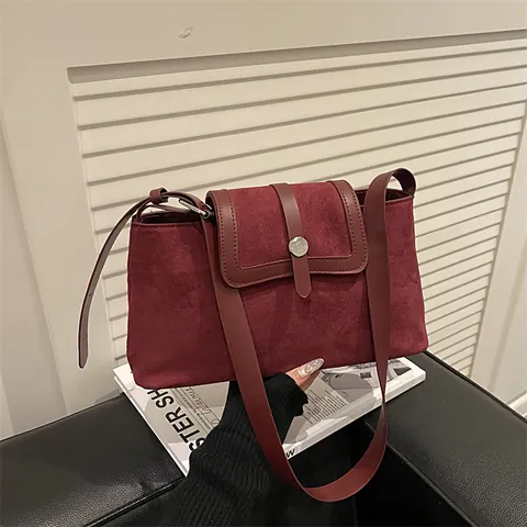 Vintage Suede PU Leather Baguette Bag For Women Retro Solid Color Flap Shoulder Bag Minimalist Commuting Underarm Bag