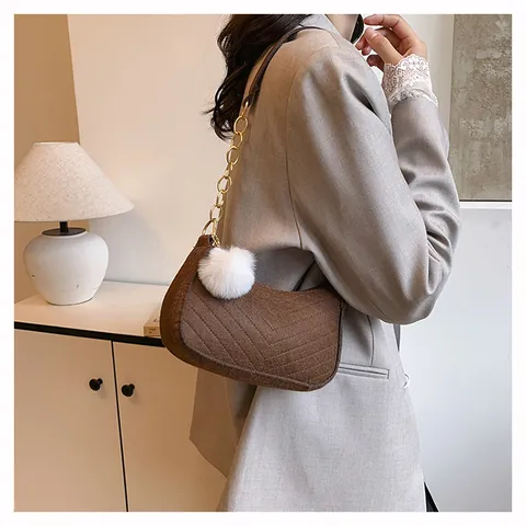 Solid Color Felt Underarm Bag For Women Winter Fashion Quilted Small Square Shoulder Bag With Pom Pom Decor Minimalist Purse