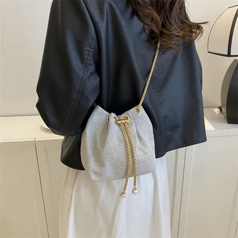Damen Mode Gewebt Eimer-Tasche Mit Künstliche Perlenkette Kordelzug Schulter Umhängetasche Lässig Sommer Elegant Beutel Handtasche