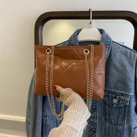 Borsa Tote da Donna Trapuntata a Rombi in Pelle PU Con Tracolla a Catena in Metallo Dorato Borsa Minimalista per Ogni Giorno