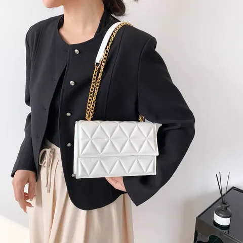 Women Trendy PU Leather Triangle Quilting Small Square Bag With Chunky Gold Chain Strap Fashion Crossbody Shoulder Bag