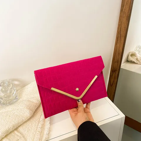 Women Crocodile Pattern Envelope Clutch Bag Elegant V-Shaped Metal Edge Handbag For Evening Party Wedding Minimalist Purse