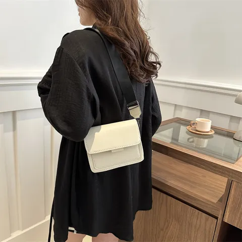 Borsa a Tracolla Quadrata in Pelle PU da Donna Con Tracolla Larga Regolabile Semplice Elegante Borsa a Spalla Casual