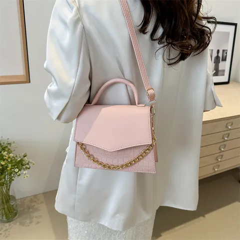 Women Fashion PU Leather Crossbody Bag With Chunky Gold Chain Decoration Crocodile Pattern Handbag Flap Square Shoulder Bag