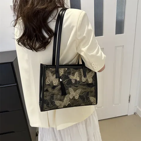 Damen Schultertasche Im Nationalen Stil Mit Stickerei Große Kapazität Tragetasche Mit Blumen Schmetterlingsmuster Und Quaste