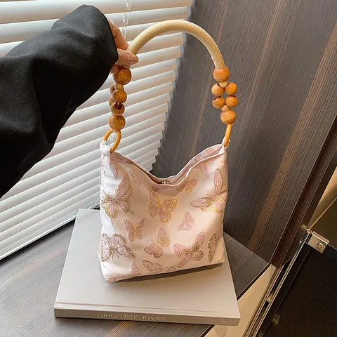 Sac à Épaule en Satin Broderie Papillon Vintage Avec Poignée en Perles de Bois Sac à Main Rétro pour Femmes Fête Quotidien