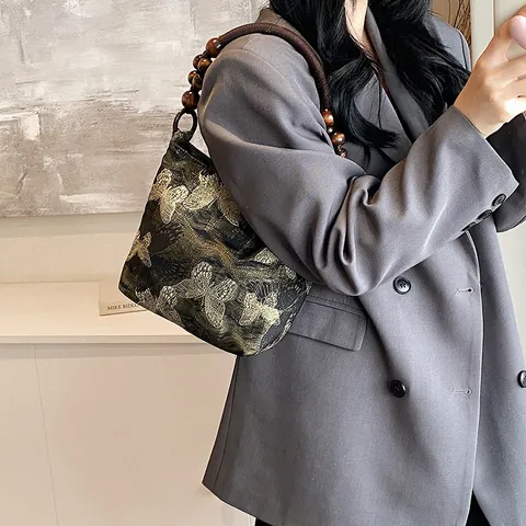 Sac à Épaule en Satin Broderie Papillon Vintage Avec Poignée en Perles de Bois Sac à Main Rétro pour Femmes Fête Quotidien