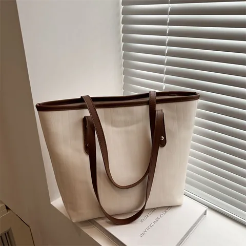Borsa Tote da Donna in Pelle PU Grande Capacità Borsa a Tracolla Casual Retrò Trama a Onde Borsa da Lavoro Con Rivetti Dorati