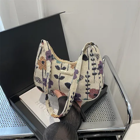 Women Vintage Floral Strawberry Print Underarm Crescent Bag Corduroy Jacquard Hobo Shoulder Bag Niche Design Fashion Handbag