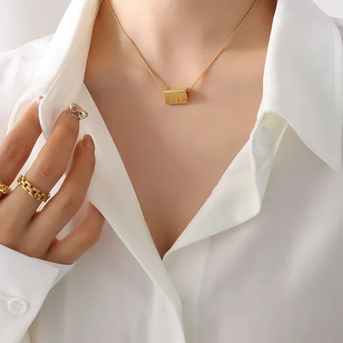 Minimalist Stainless Steel Snake Bone Chain Pendant Necklace With Smile Letter Engraved For Women Gold Silver Jewelry