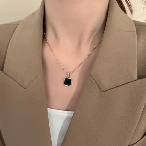 Minimalist Titanium Steel Black Square Pendant Necklace For Women Gold Plated Bead Chain Clavicle Chain Light Luxury Neck Jewelry