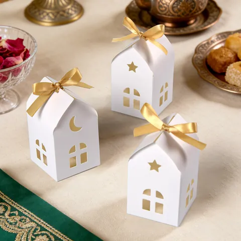 Weiße Hausform Papier Geschenkbox Mit Hohl Stern Mond Muster Und Goldenem Band Für Ramadan Eid Party Geschenke Süßigkeiten