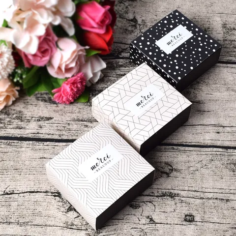 Elegant Square Drawer Gift Box French Merci Beaucoup Label For Valentine's Day Chocolate Jewelry Packaging Polka Dot Geometric Pattern Case