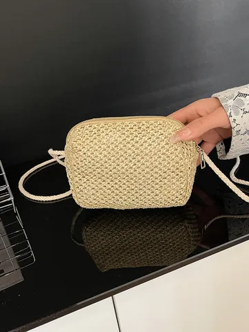 Women Summer Mini Hand-woven Straw Crossbody Bag Pastoral Style Small Square Beach Holiday Messenger Bag With Zipper Closure