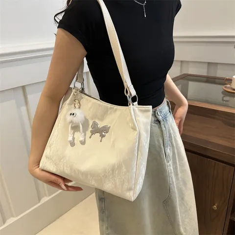 Women's Large Capacity Tote Bag With Metal Butterfly Decor Crinkled Velvet Shoulder Bag Casual Daily Commuter Fashion Handbag