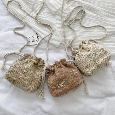 Floral Embroidery Straw Woven Bucket Bag Mini Drawstring Crossbody Pouch For Summer Vacation Bohemian Style Women