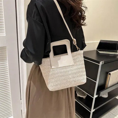 Sac Seau en Paille Tissé pour Femmes Avec Poignée en Cuir PU et Bandoulière Réglable Sac à Main Minimaliste pour Vacances d'Été Plage Quotidien