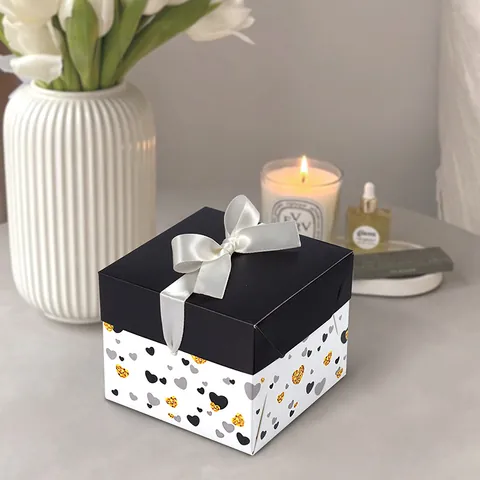 Luxus Quadratische Geschenkbox Mit Schleife Satinband Schwarz Gold Herzmuster Papierverpackung Für Geburtstag Hochzeit Party