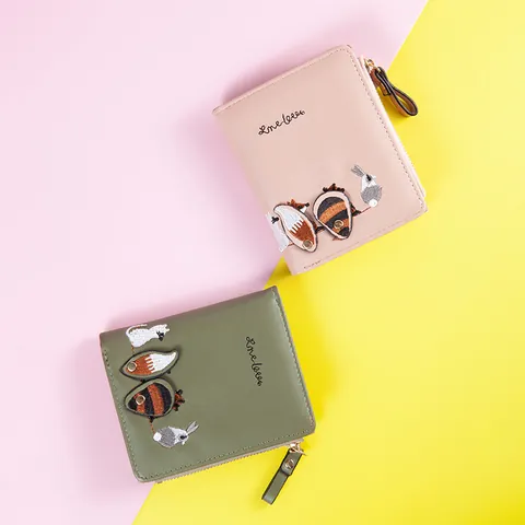 Women Cute Animal Embroidered Short Wallet PU Leather Zipper Coin Purse Multi Card Slot Folding Small Purse Casual Gift