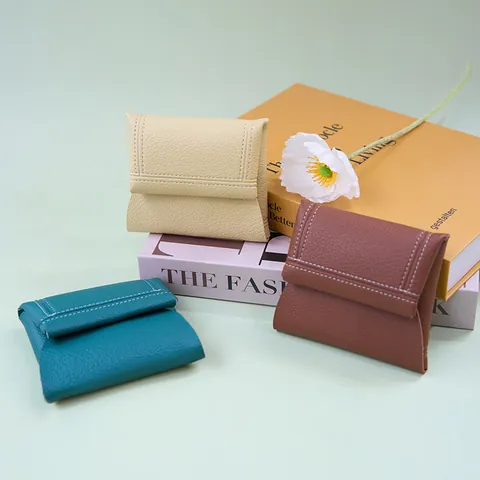 Women's PU Leather Coin Purse Minimalist Pebbled Texture Folding Small Wallet With Contrast Stitching Detail Short Wallet