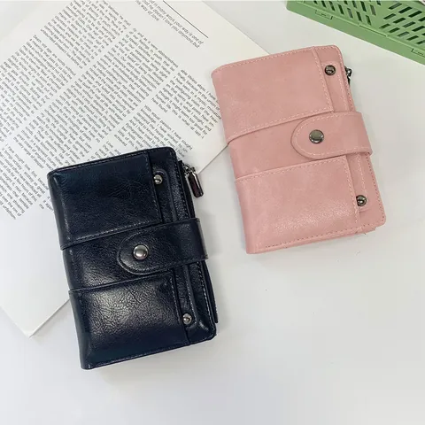 Women's Vintage PU Leather Short Bi-fold Wallet Multi-slot Credit Card Holder Purse With Rivets And Side Zipper Pocket