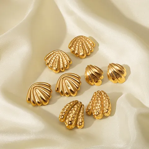 Vintage 18k Gold Plated Stainless Steel Stud Earrings Shell Fan Shape Hammered Texture Retro Jewelry For Women Party