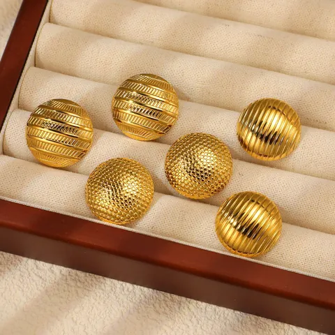 Vintage Stainless Steel 18K Gold Plated Hoop Earrings For Women Textured Stripe Dot Pattern Round C Shape Jewelry Gift
