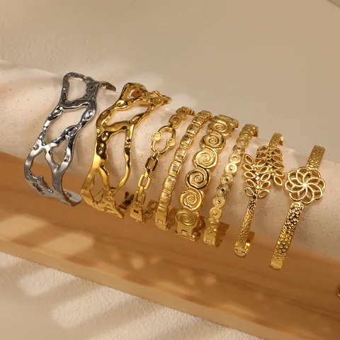 Vintage Stainless Steel 18K Gold Plated Bangle Bracelet For Women Floral Leaf Shell Design Spiral Geometric Chain Jewelry