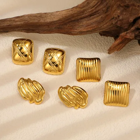 Vintage 18K Gold Plated Stainless Steel Earrings Textured Striped Quilted Geometric Stud Earrings For Women Jewelry Gift