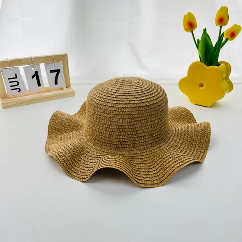 Women Kids Summer Straw Braid Sun Hat Large Wave Brim Foldable Breathable Beach Vacation Sunscreen Fedora Straw Hat