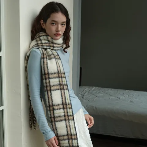 Sciarpa Invernale Calda da Donna in Morbida Lana Mista a Quadri con Nappe Scialle Lungo Versatile per Tutti i Giorni