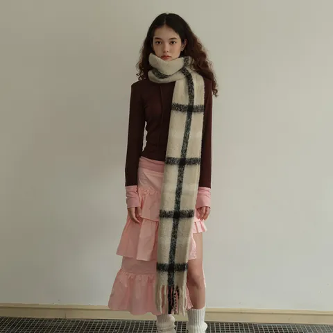 Sciarpa Invernale da Donna Calda in Misto Lana a Quadri Grandi Retro con Frange Collo Lungo Morbida Beige