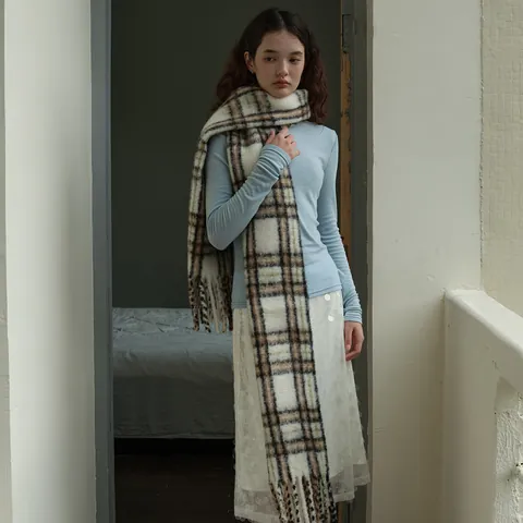Sciarpa Invernale Calda da Donna in Morbida Lana Mista a Quadri con Nappe Scialle Lungo Versatile per Tutti i Giorni