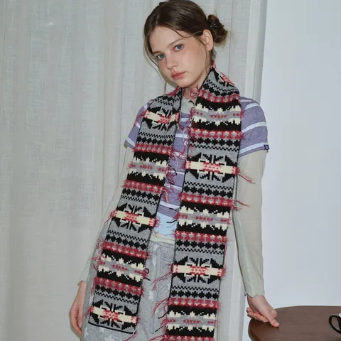 Sciarpa in Maglia Fair Isle Retrò da Donna Motivo Geometrico Vintage Invernale Calda Sciarpa Spessa Con Nappe Rosse Regalo di Natale