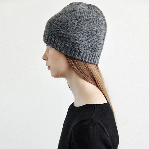 Berretto da Donna Invernale in Misto Lana Lavorato a Maglia Minimalista Morbido Caldo Tinta Unita a Coste per Esterno