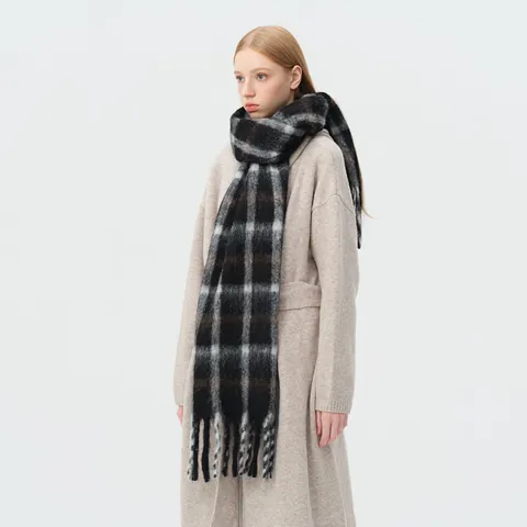 Women's Winter Thick Warm Wool Blend Plaid Scarf With Tassels Korean Style Soft Long Shawl Fashion Checkered Wrap Scarf