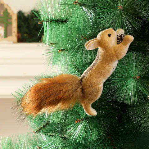 Realistic Faux Fur Squirrel Christmas Tree Ornaments Foam Squirrel Hanging Pendant With Natural Pine Cone Berry Rustic Holiday Home Decor