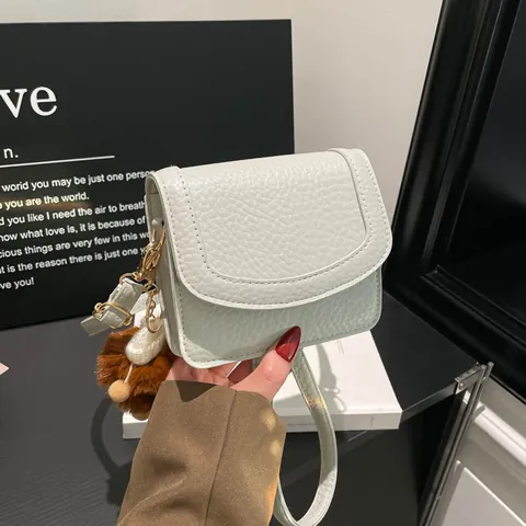 Women Fashion Pebble Grain PU Leather Crossbody Bag Small Square Shoulder Bag With Cute Plush Charm For Daily Commuting
