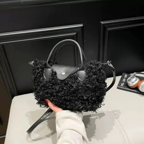 Fashion Faux Lamb Wool Plush Splicing PU Leather Shoulder Bag For Women Autumn Winter Dumpling Bag Commuting Crossbody Purse