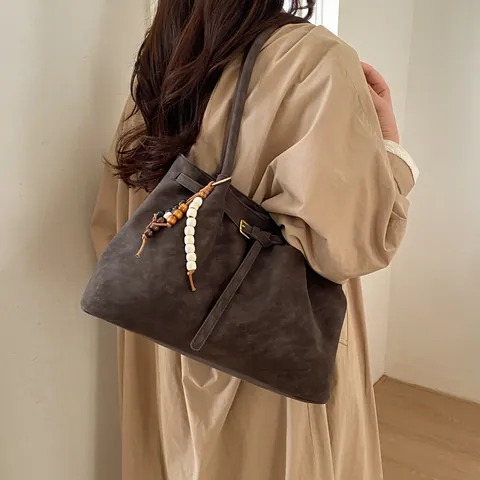 Women Retro Matte Suede PU Leather Tote Bag Large Capacity Shoulder Bag With Wooden Bead Charm Minimalist Underarm Handbag