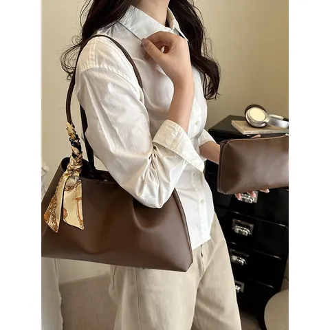Set di Borse Tote da Donna Minimaliste di Grande Capacità con Decorazione a Sciarpa Borsa a Tracolla in Pelle Sintetica e Pochette