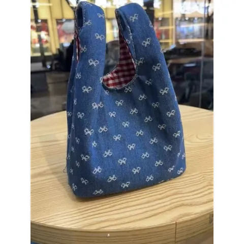 Simpatica Borsa a Mano in Denim Nodo Reversibile Piccola Borsa da Polso Con Motivo a Fiocco Fodera Gingham Rosso e Bianco Mini Tote da Donna