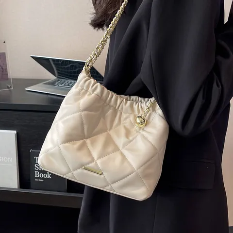 Women Quilted Diamond Lattice Bucket Bag PU Leather Fashion Chain Shoulder Crossbody Bag With Adjustable Metal Ball Pendant