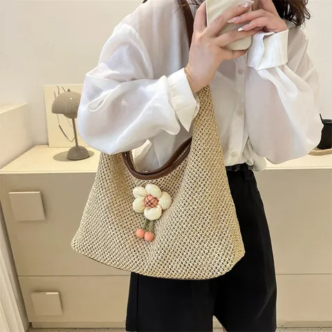 Bolso de Mano de Paja Tejida a Mano para Mujer Gran Capacidad Bolso de Hombro Con Adorno de Flor Vacaciones de Verano en la Playa