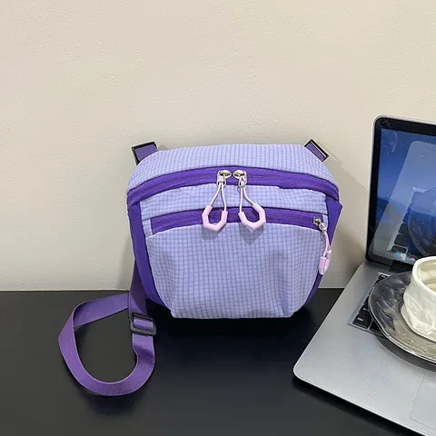 Borsa a Tracolla in Nylon da Donna Casual Minimalista Leggera Borsa da Petto Con Tasche Multi Cerniera e Tracolla Regolabile