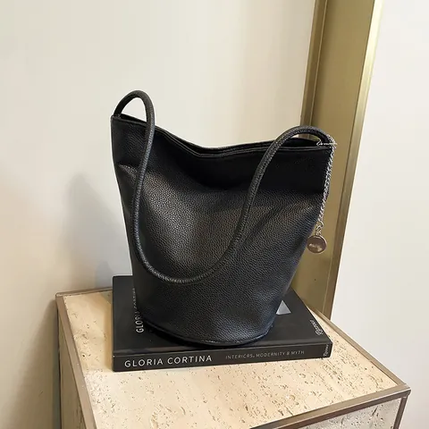 Women Minimalist PU Leather Bucket Bag Lychee Pattern Large Capacity Single Shoulder Bag With Metal Chain Commuter Handbag