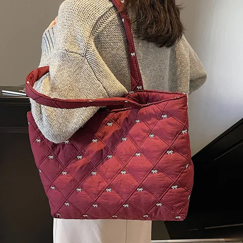 Women Large Capacity Cotton Quilted Tote Bag Bow Embroidery Casual Padded Shoulder Bag Stylish Commuting Fall Winter Handbag